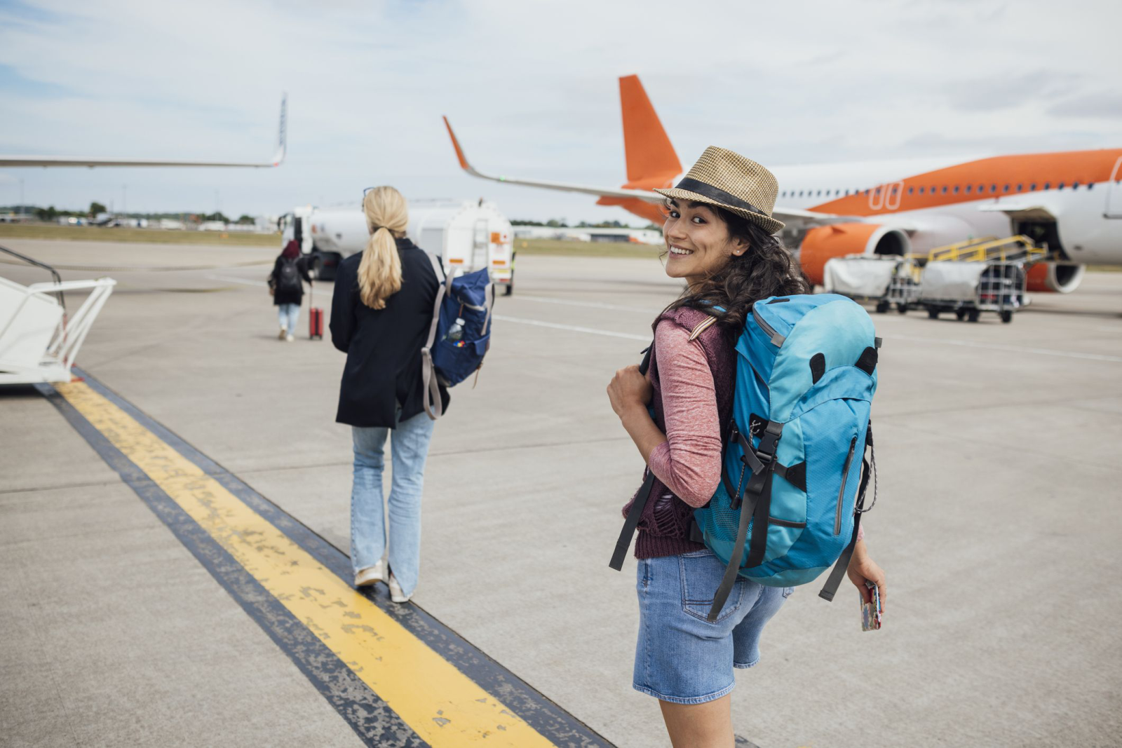 How to Travel on a Budget: Best Cheap Travel Tips for 2024